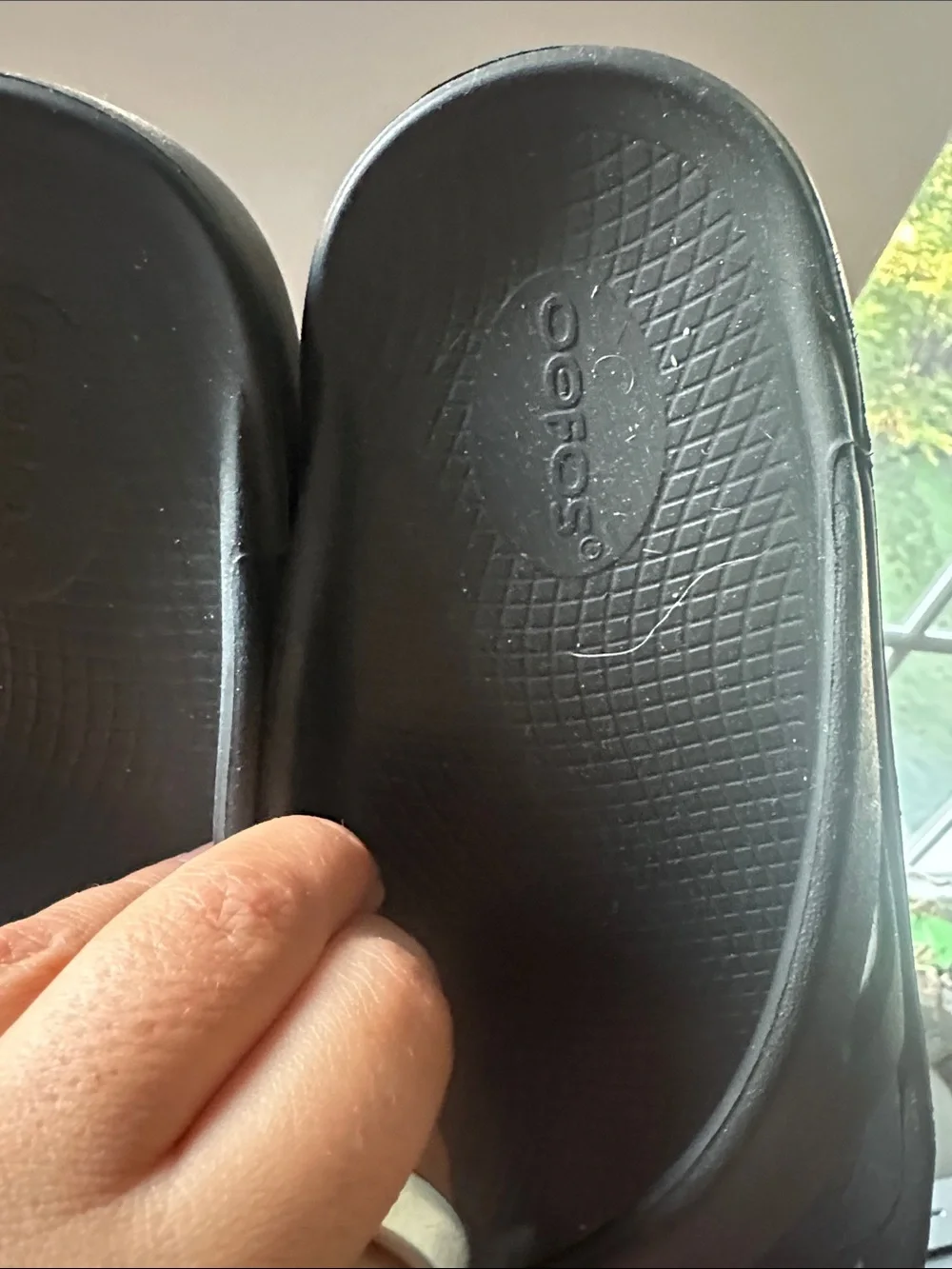 OOFOS OOriginal Recovery Sandal Black Thong Flip Flop Slides Unisex M6 W8 EU 39